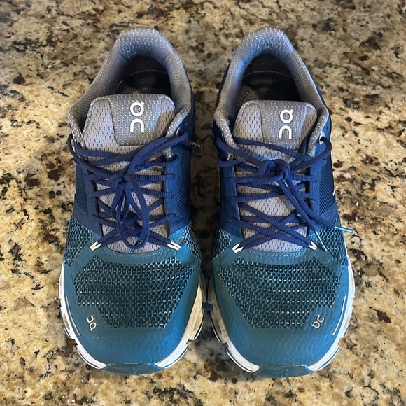 OnCLOUD Cloudflyer women’s running shoe - Picture 1 of 4